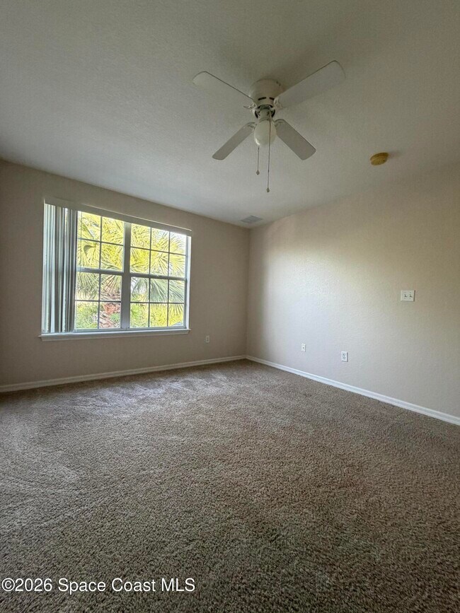 Building Photo - 105 Turpial Way
