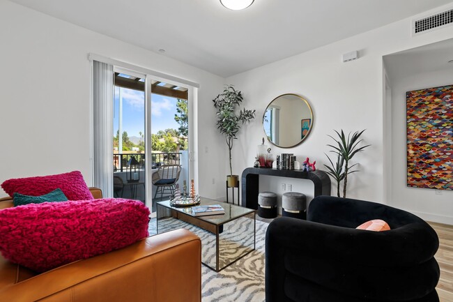 Living Room - MODERNO La Granada Northridge
