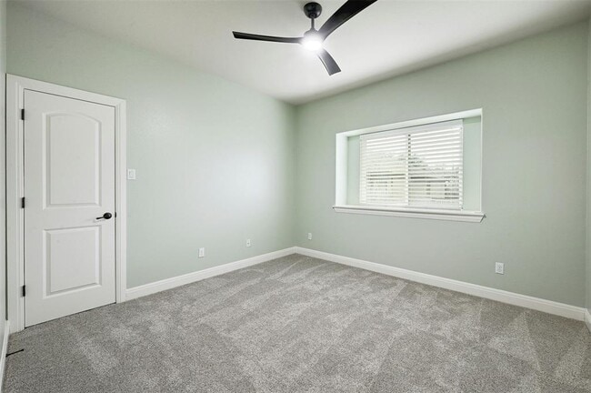 Building Photo - 104 Turvey Cove