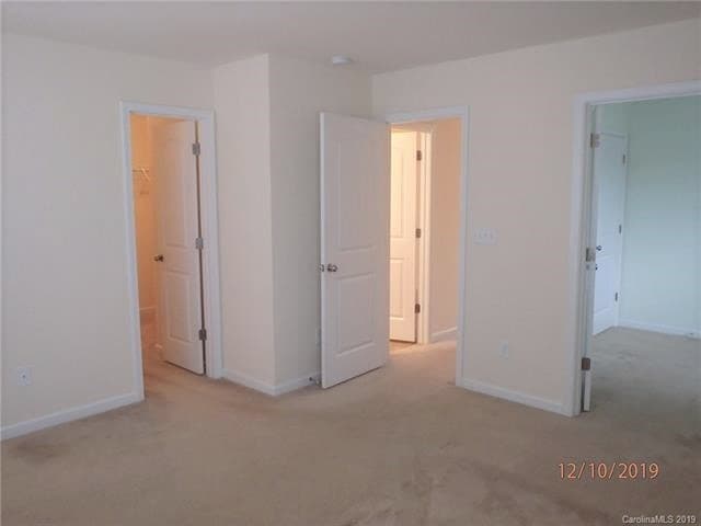 Building Photo - 2452 Madeline Meadow Dr