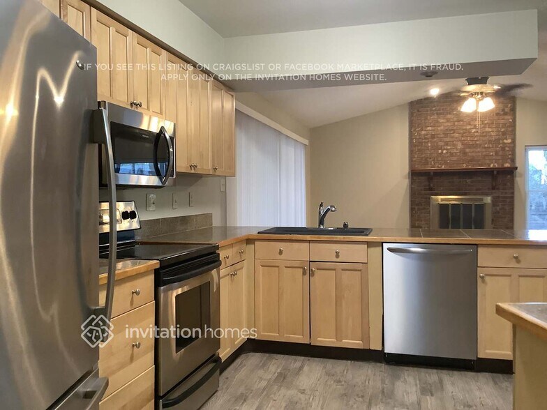 Building Photo - 1226 Lornewood Dr