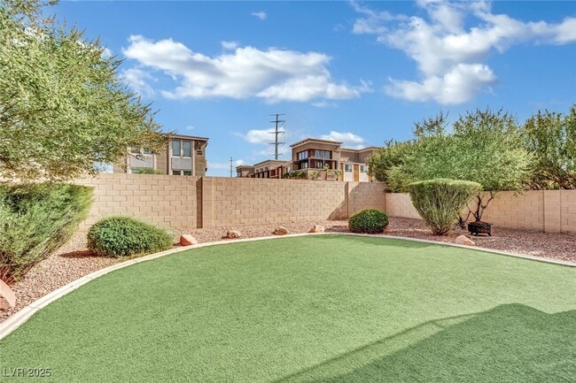 Building Photo - 1572 Bozeman Dr