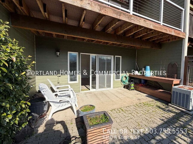 Building Photo - 8310 N Edison St