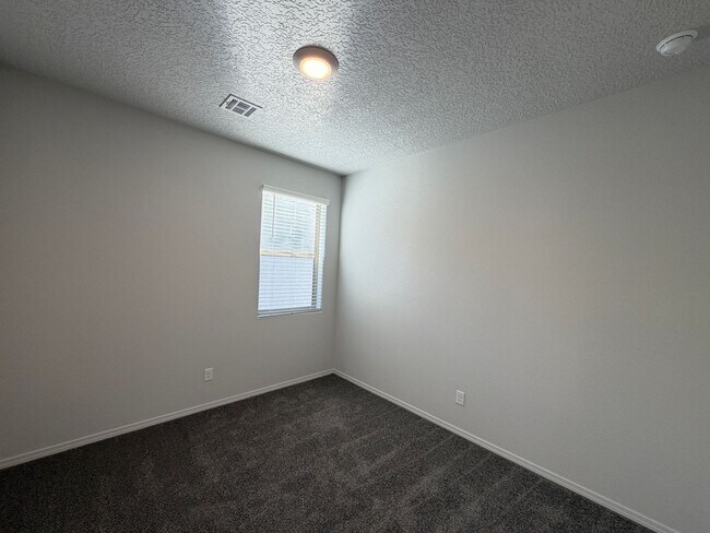 Building Photo - New Build 3 Bedroom Single Story Home Available Near Unser Blvd NE & Northern Blvd NE in Rio Rancho!