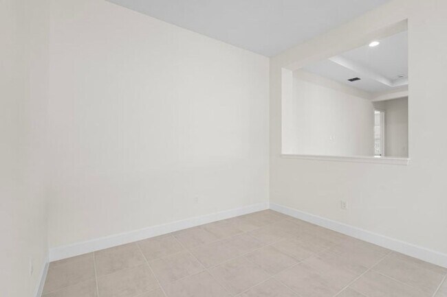 Building Photo - 14184 Lacebark Ln