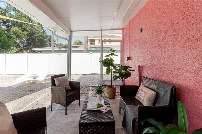 Building Photo - 411 87th Ave