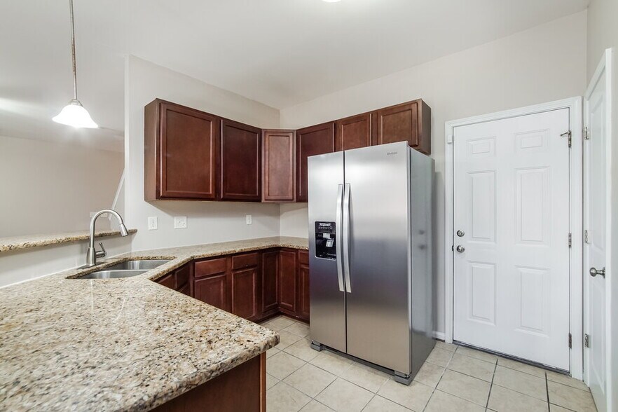 Building Photo - 5139 Arbor Chase Dr