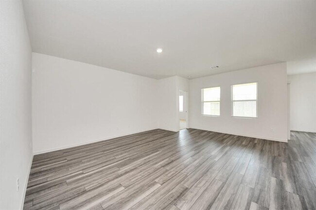 Building Photo - 10307 Costa Ter Dr