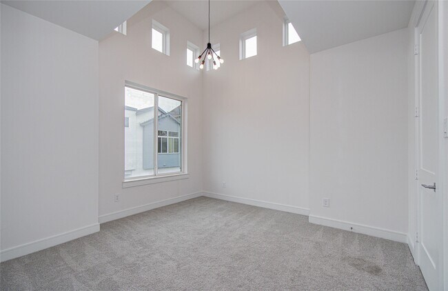 Building Photo - 8930 Spring Knoll Forest Dr