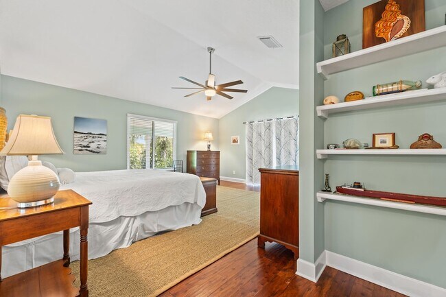 Building Photo - 3463 Canal Ct