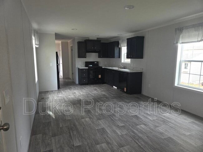 Building Photo - 635 Kilkenny Dr