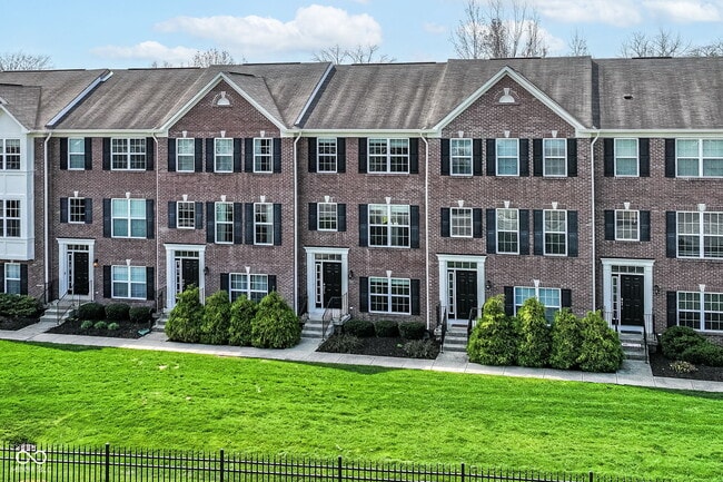 Building Photo - 9050 Mercer Dr