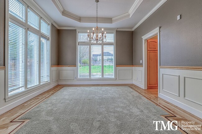 Building Photo - Stunning Home in Sought-After Ashley Heights!