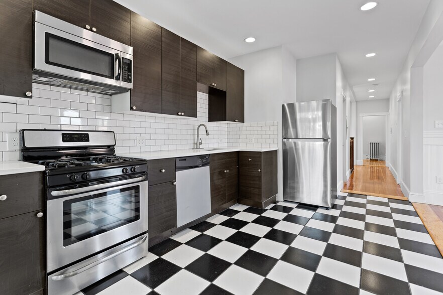 Building Photo - 510 Talbot Ave