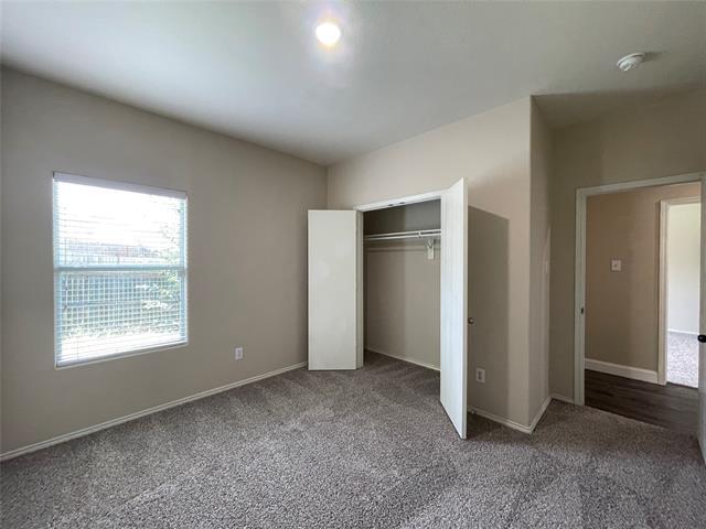 Building Photo - 1237 Grand Central Pkwy