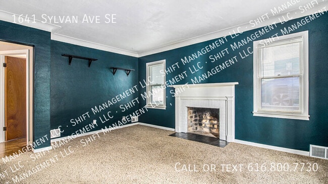 Building Photo - 1641 Sylvan Ave SE