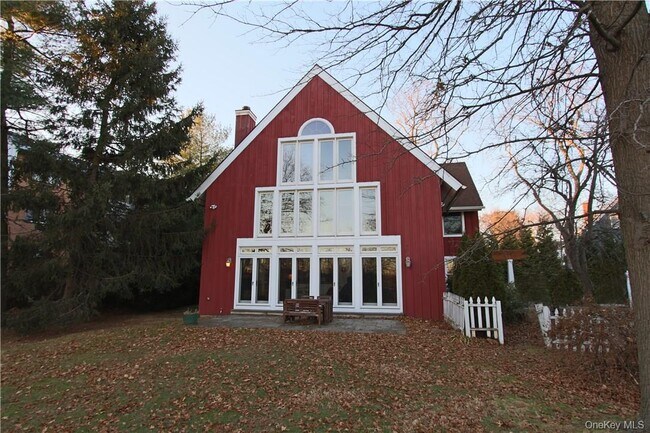 Building Photo - 114 Mt Pleasant Ave