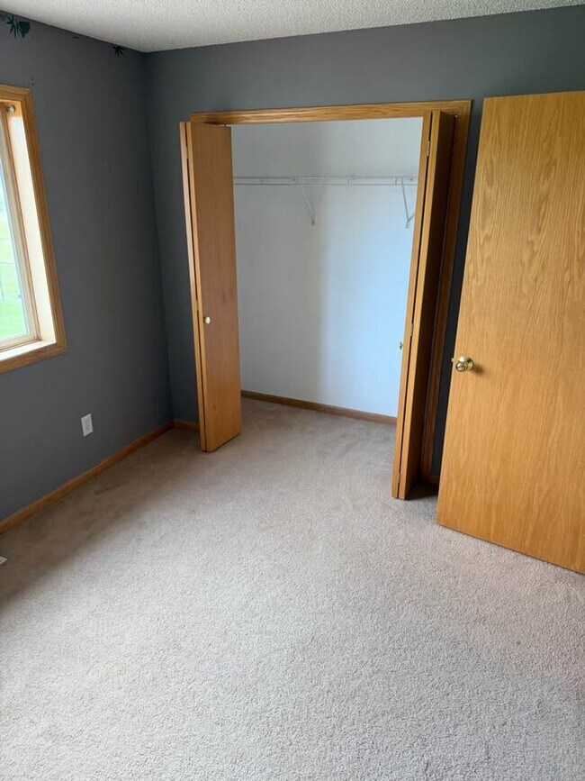 Building Photo - 908 Firethorne Trail