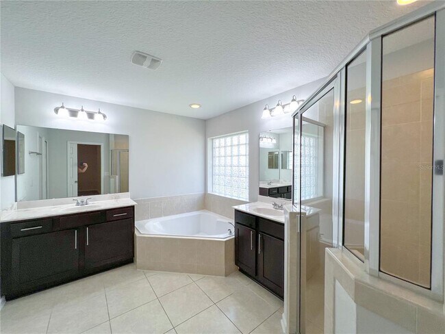 Building Photo - 8258 NW 54th St