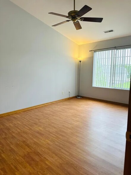 Living room with access to the deck - 6363 Commonwealth Dr