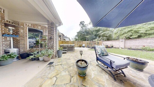 Building Photo - 14527 Hampton Green Ln