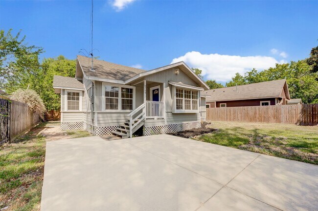 Building Photo - 8709 Knox St