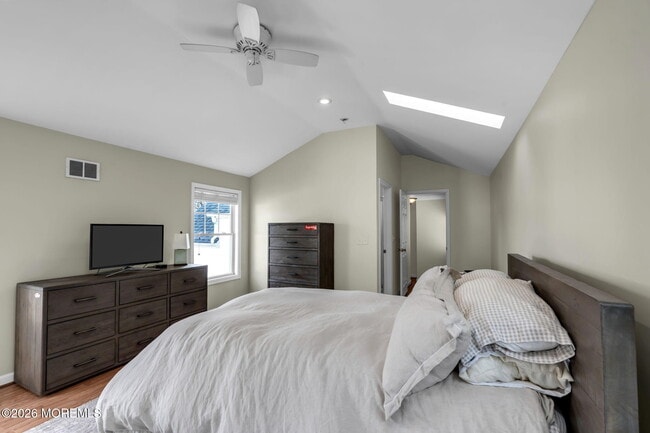 Building Photo - 80 Wilson Ave