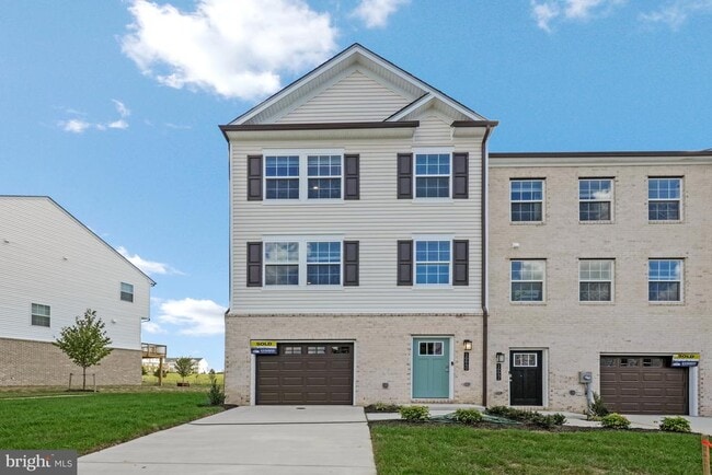 Primary Photo - 16640 Green Glade Dr