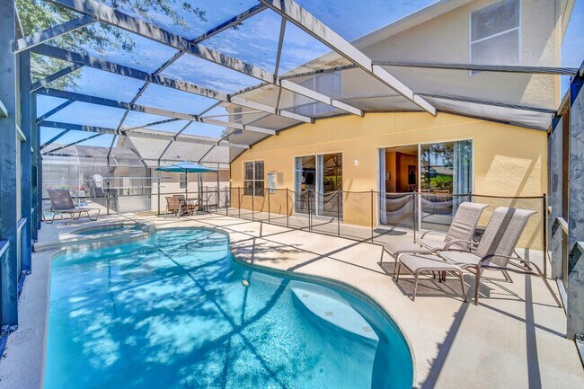 Building Photo - 8538 Sunrise Key Dr