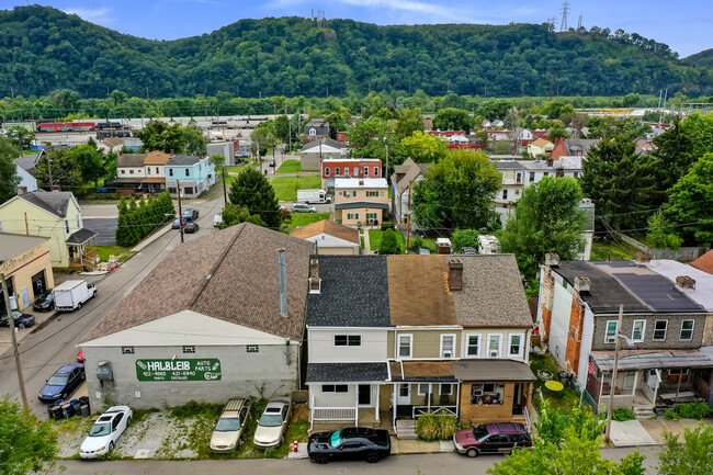 Building Photo - 5158 Gloster St