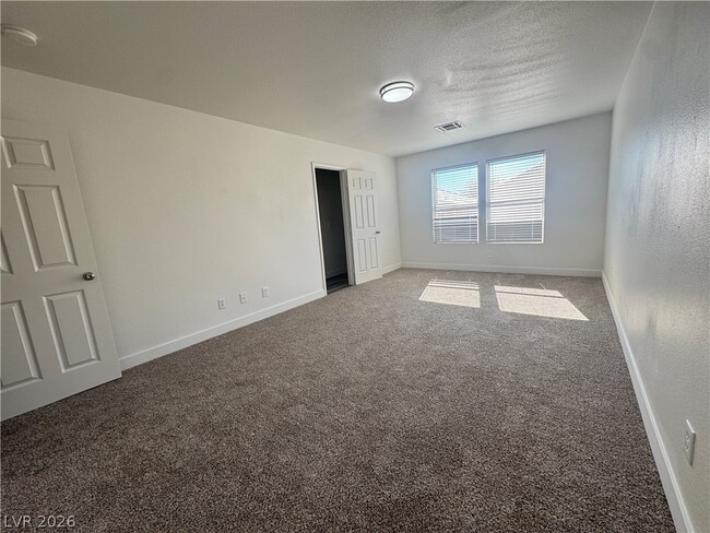 Building Photo - 6339 W Silver Ribbon Ct