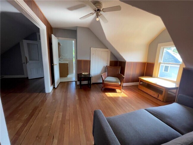 Building Photo - 60 Berkeley Ave