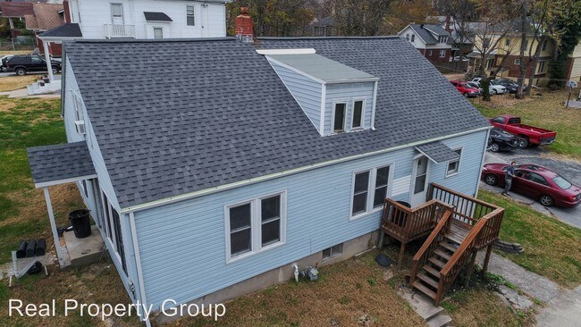 Building Photo - 1515 Bouchelle Ave