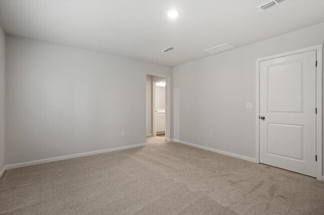 Building Photo - 103 Verlands Way