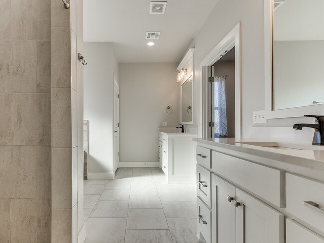 Building Photo - 6322 NW 178th Ter