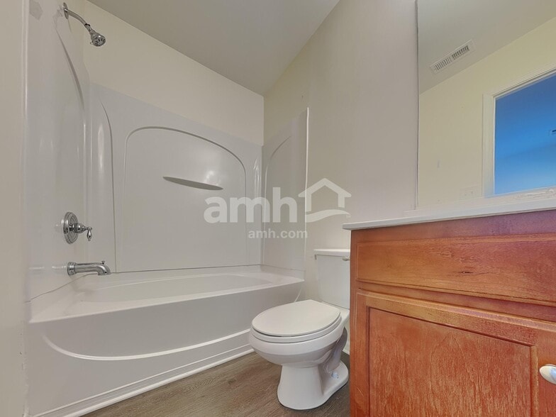 Building Photo - 10339 Samuels Way Dr