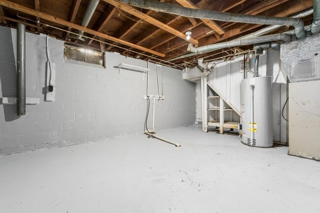 Building Photo - 1726 E Blake Ave