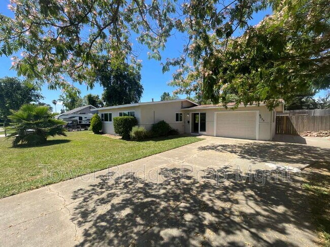 Building Photo - 8255 Oahu Dr