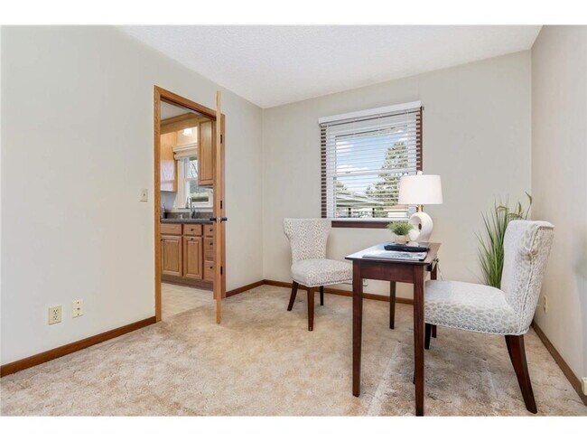 Building Photo - Spacious 4BR Home in Brooklyn Park – Huge Basement & New Appliances!