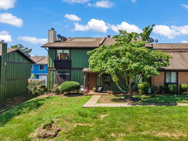 Building Photo - 8633 Madera Ct