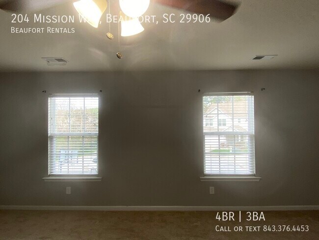 Building Photo - 204 Mission Way