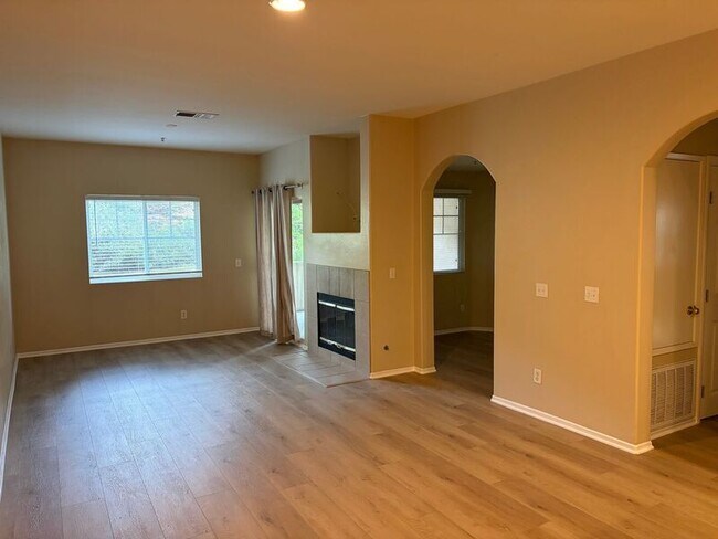 Building Photo - 26426 Arboretum Way