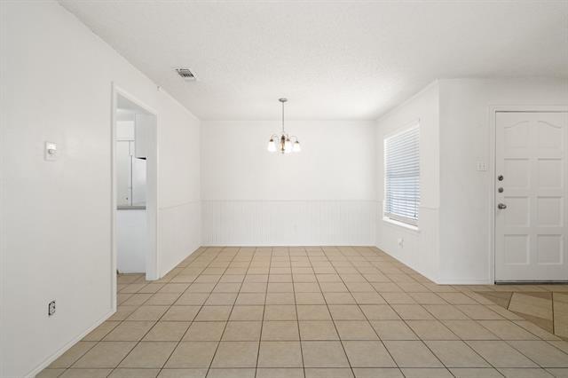 Building Photo - 750 Rosehill Ln