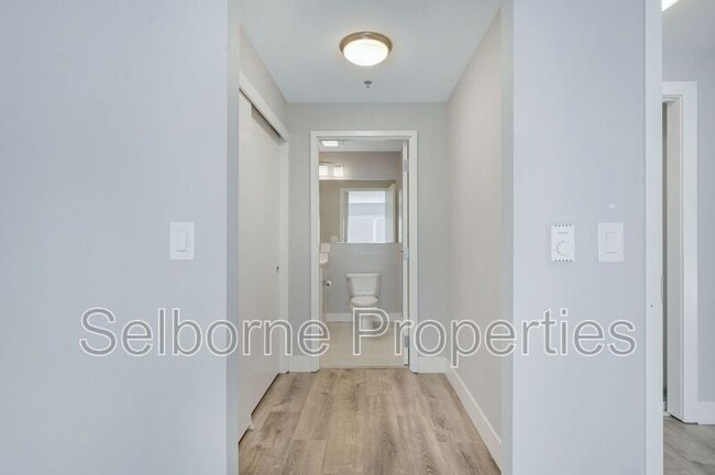 Building Photo - 1401 Jackson St