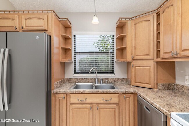 Building Photo - 2326 Skywind Cir