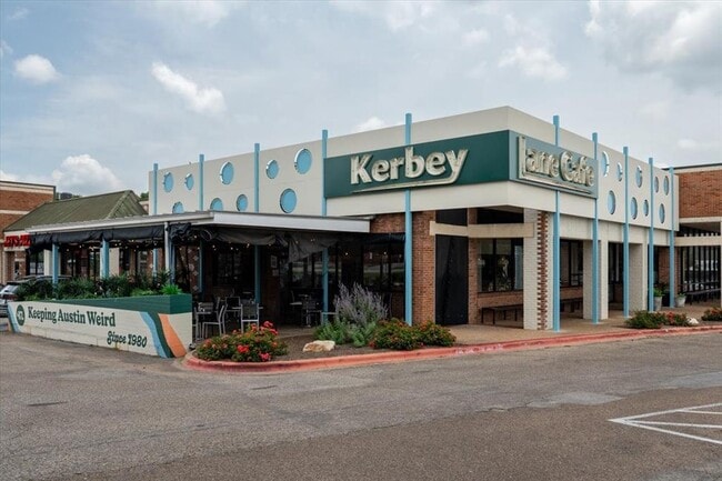 Building Photo - 2000 Cody Ct