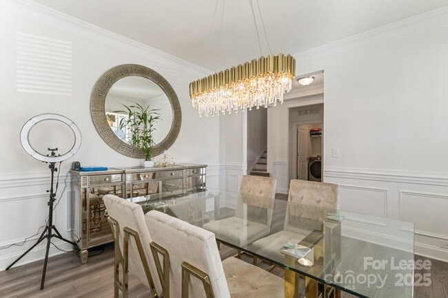 Building Photo - 116 Farrier Ln