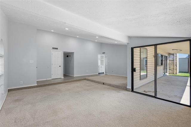 Building Photo - 6108 Jennings Dr