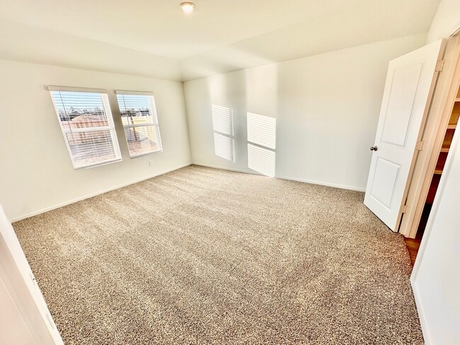 Building Photo - 27736 Woodglen Mews Wy