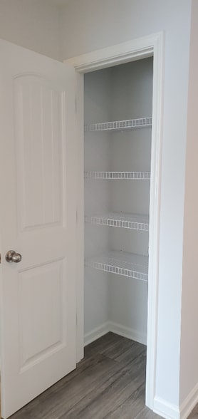 Building Photo - 211 Ruth Wy